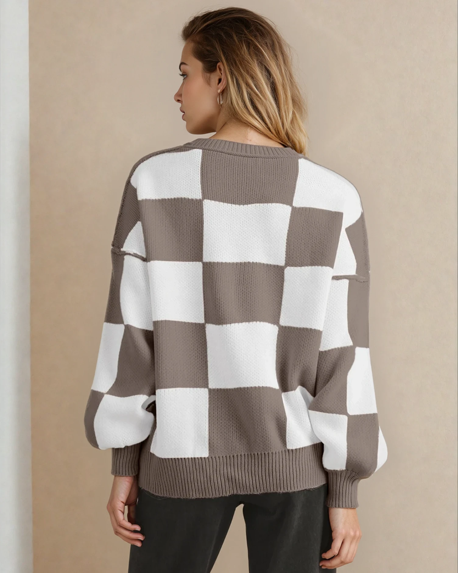 Checkered Crew Neck Sweater - Brown